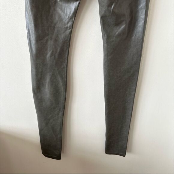 Aritzia-Wilfred Olive Faux Leather Daria Pant - Picture 11 of 14